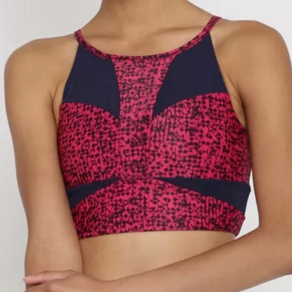 Puma Crop Activewear Top - Picture 1 of 4